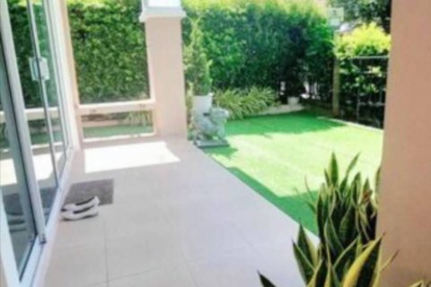 Maison à Samut Prakan, Thaïlande 5 chambres № 167228 - photo 10