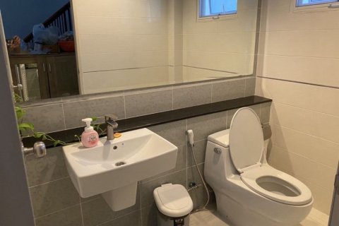 Maison à Samut Prakan, Thaïlande 5 chambres № 167228 - photo 19