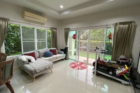 Maison à Samut Prakan, Thaïlande 5 chambres № 167228 - photo 2