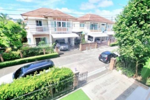 Maison à Samut Prakan, Thaïlande 5 chambres № 167228 - photo 11