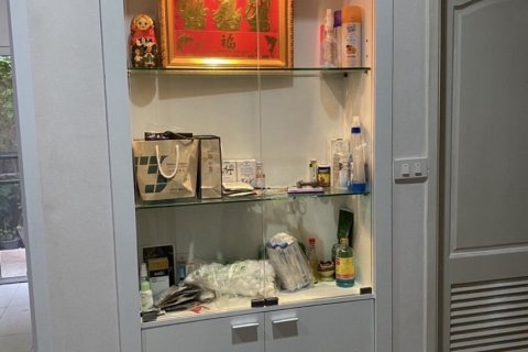 Maison à Samut Prakan, Thaïlande 5 chambres № 167228 - photo 17