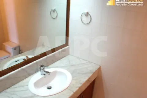Condo in Pattaya, Thailand, 3 bedrooms № 210408 - photo 16