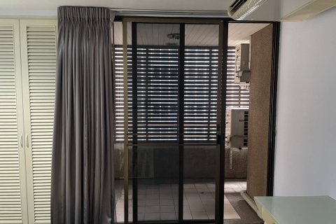 Studio in the Condo in Watthana, Bangkok, Thailand  № 161960 - photo 12