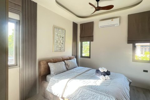 Villa in Phuket, Thailand 3 bedrooms № 161962 - photo 11