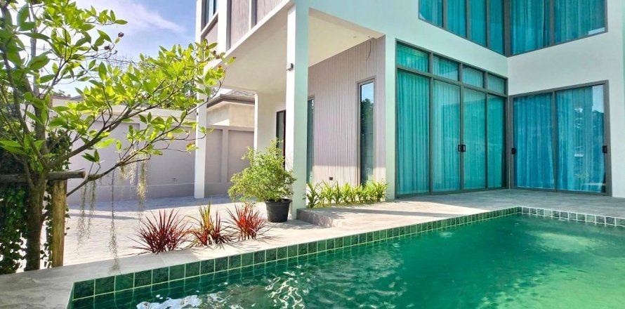 Villa in Phuket, Thailand 3 bedrooms № 161962