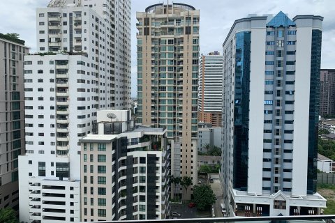 Studio dans le Condo à Watthana, Bangkok, Thaïlande  № 161307 - photo 7