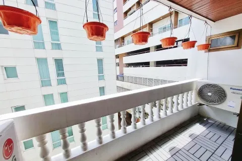 Кондоминиум с 2 спальнями в Ваттхане, Бангкок, Таиланд № 161303 - фото 14