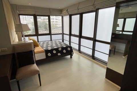 Condo in Watthana, Bangkok, Thailand, 2 bedrooms  № 161308 - photo 10