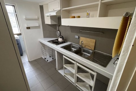 Condo in Watthana, Bangkok, Thailand, 2 bedrooms  № 161308 - photo 7