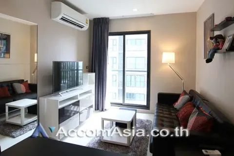 Condominio de 2 dormitorios en Khlong Toei, Bangkok, Tailandia № 217828
