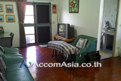 House in Suan Luang, Bangkok, Thailand 5 bedrooms № 217826