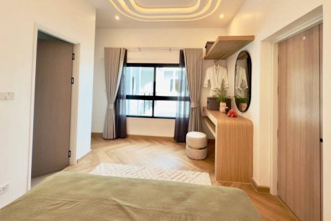 Villa à Pattaya, Thaïlande 5 chambres № 135255 - photo 8