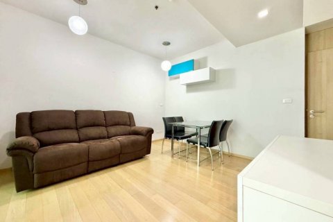 Кондоминиум с 1 спальней в Бангкоке, Таиланд № 135254 - фото 1