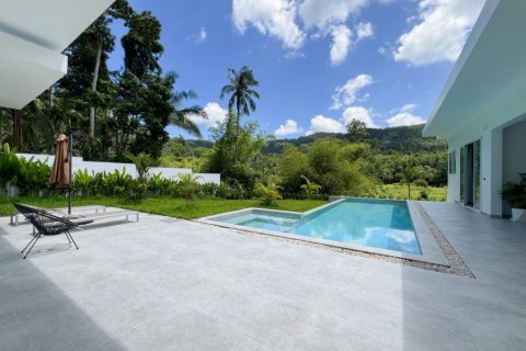 Villa in Ko Samui, Thailand 4 bedrooms № 135256 - photo 5