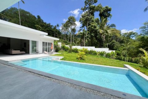 Villa in Ko Samui, Thailand 4 bedrooms № 135256 - photo 4