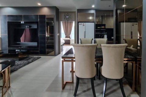 Кондоминиум с 2 спальнями в Бангкоке, Таиланд № 135259 - фото 4
