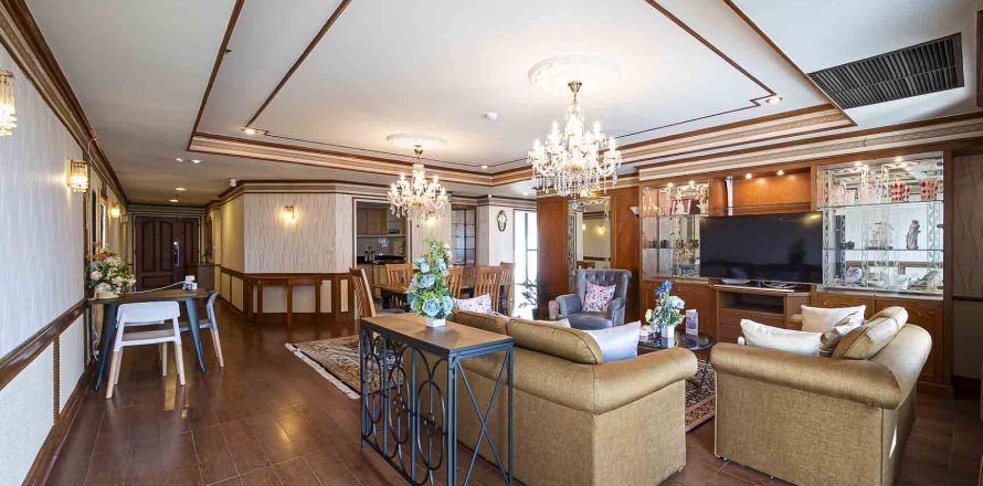 Condo in Bangkok, Thailand, 2 bedrooms № 157710