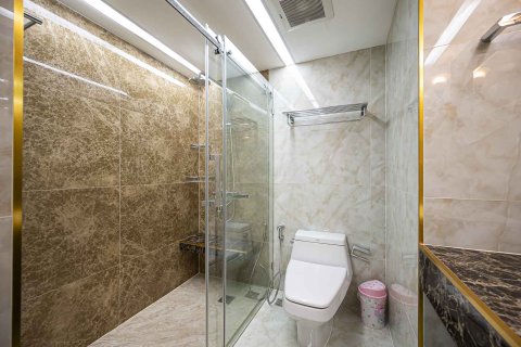 Condo in Bangkok, Thailand, 2 bedrooms № 157710 - photo 7