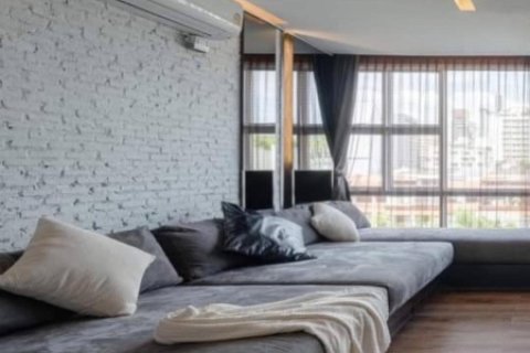 Condo in Bangkok, Thailand, 1 bedroom № 157713 - photo 2