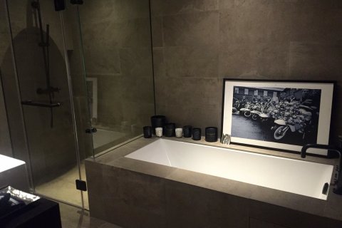 Condo in Bangkok, Thailand, 2 bedrooms  № 157711 - photo 7