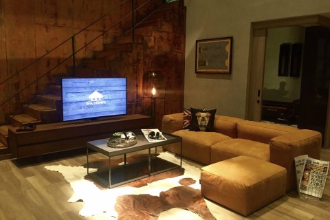 Condo in Bangkok, Thailand, 2 bedrooms  № 157711 - photo 11