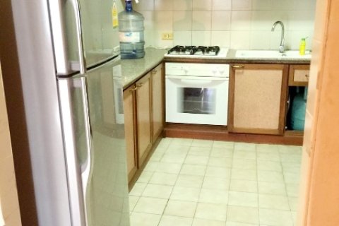 Condo in Bangkok, Thailand, 2 bedrooms  № 157709 - photo 9