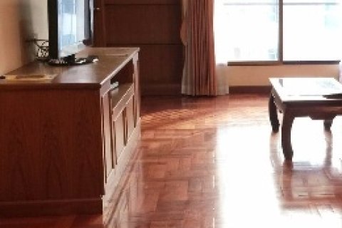 Condo in Bangkok, Thailand, 2 bedrooms  № 157709 - photo 3