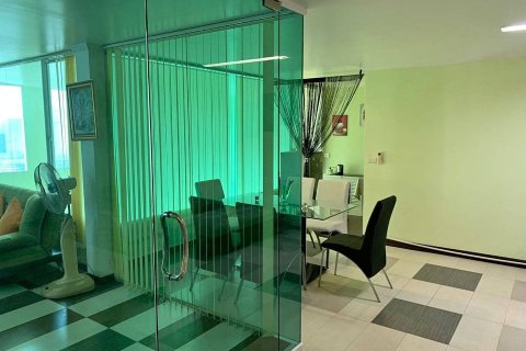 House in Bangkok, Thailand 2 bedrooms № 157712 - photo 2