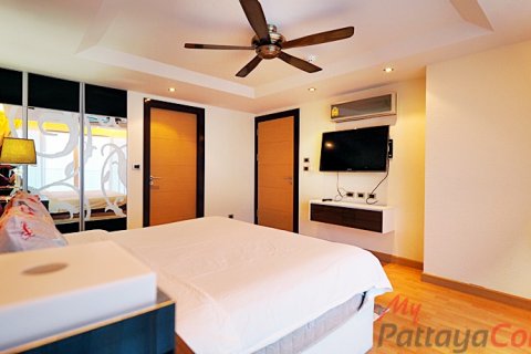 Кондоминиум с 1 спальней в Паттайе, Таиланд № 33883 - фото 11