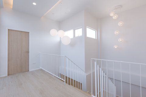 House in Saraphi, Thailand 3 bedrooms № 159450 - photo 6