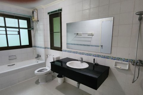 Дом в Фаси Чароене, Бангкок, Таиланд с 3 спальнями № 159455 - фото 8