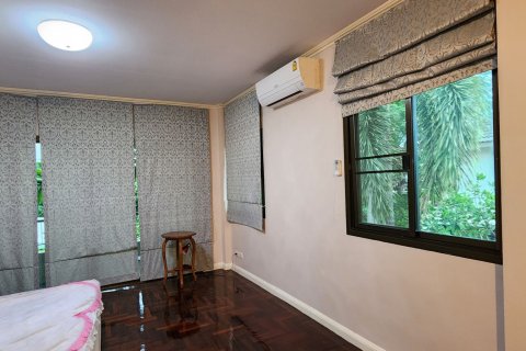 Дом в Фаси Чароене, Бангкок, Таиланд с 3 спальнями № 159455 - фото 12