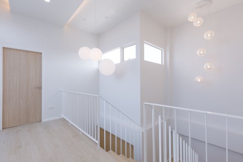 House in Saraphi, Thailand 3 bedrooms № 159454 - photo 10