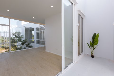 House in Saraphi, Thailand 3 bedrooms № 159454 - photo 6