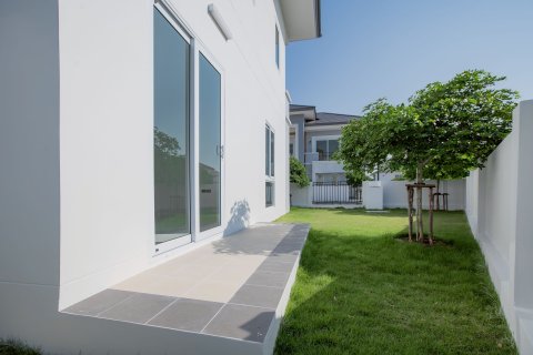 House in Samut Sakhon, Thailand 4 bedrooms № 144780 - photo 19