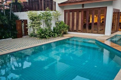 Вилла в Паттайе, Таиланд с 4 спальнями  № 146713 - фото 1