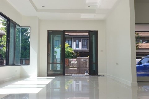 Дом в Банг Кхене, Бангкок, Таиланд с 3 спальнями № 149088 - фото 6