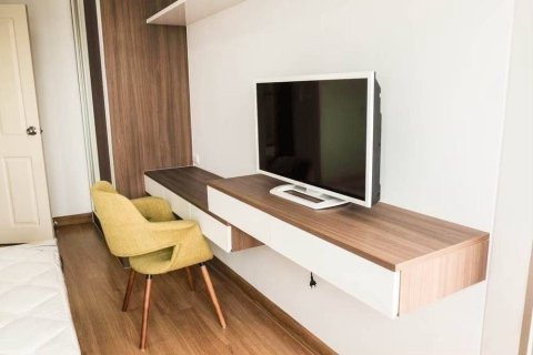 Condo à Huai Khwang, Bangkok, Thaïlande, 2 chambres  № 149086 - photo 7