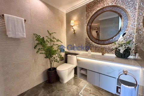 Condo in Pattaya, Thailand, 1 bedroom № 204669 - photo 18