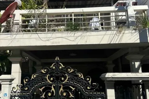 Townhouse in Bang Na, Bangkok, Thailand 3 bedrooms № 218640