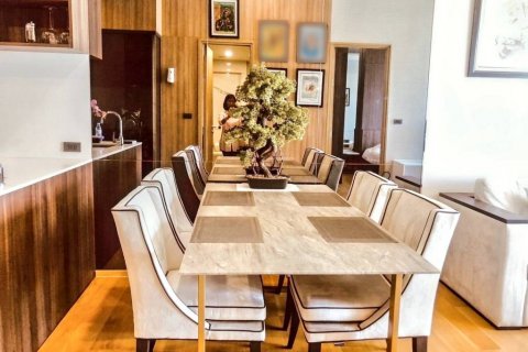 Кондоминиум с 2 спальнями в Бангкоке, Таиланд № 116998 - фото 3