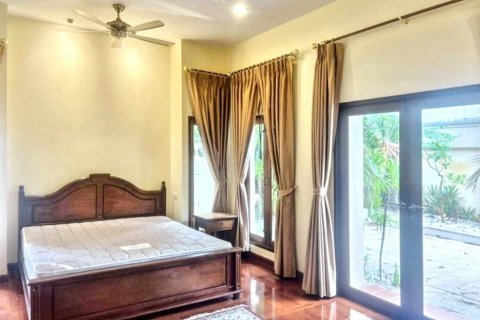 Вилла в Саттахипе, Таиланд с 2 спальнями  № 116999 - фото 9