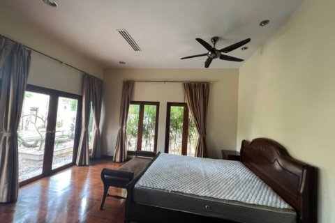 Вилла в Саттахипе, Таиланд с 2 спальнями  № 116999 - фото 10