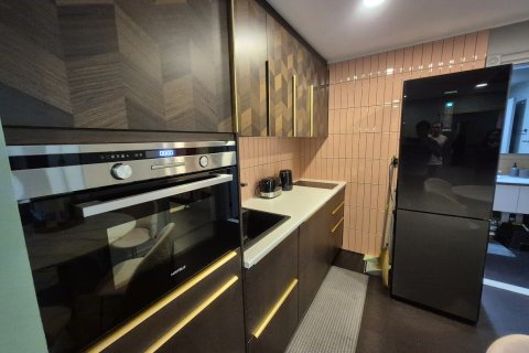 Condo in Hua Hin, Thailand, 2 bedrooms  № 173821 - photo 7