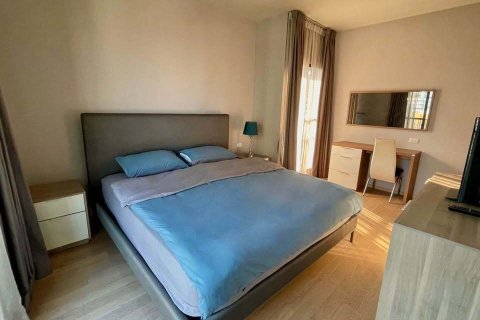 Condo in Khlong Toei, Bangkok, Thailand, 2 bedrooms  № 173819 - photo 2