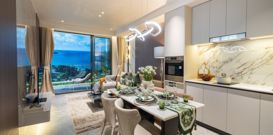 Condo in Phuket, Thailand, 2 bedrooms  № 173823