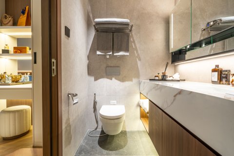 Condo in Phuket, Thailand, 2 bedrooms  № 173823 - photo 15