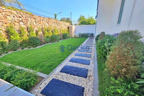 House in Pattaya, Thailand 3 bedrooms № 196041 - photo 18