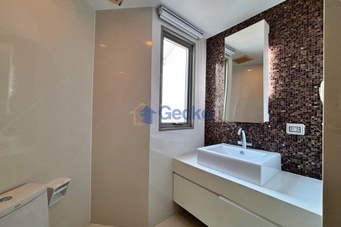 Condo à Pattaya, Thaïlande, 2 chambres № 196043 - photo 30