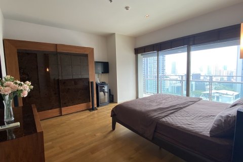 Condo in Watthana, Bangkok, Thailand, 2 bedrooms № 200921 - photo 8